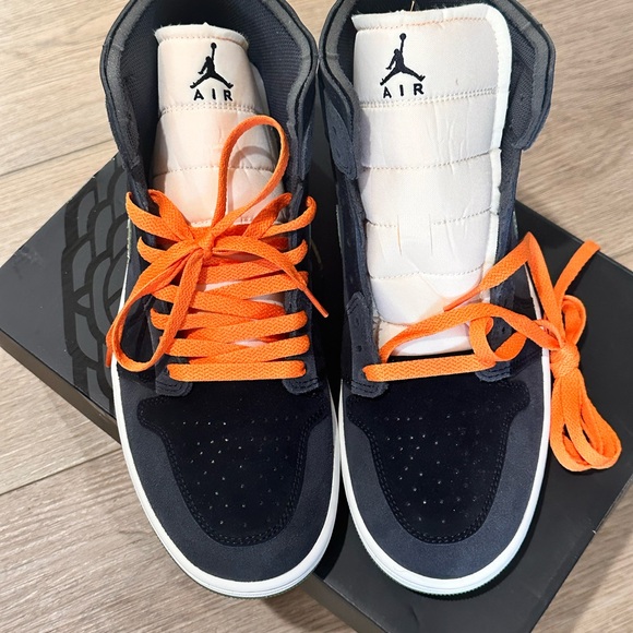 New in box Nike Air Jordan 1 Mid SE Craft AJ1 Anthracite Light Olive 10.5 - Picture 4 of 6